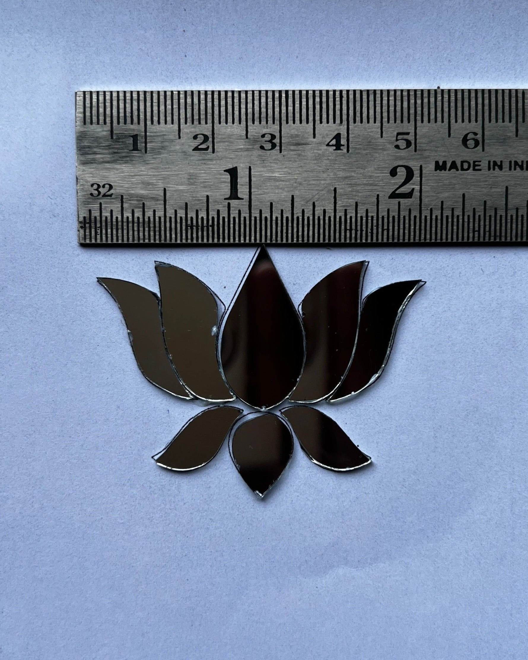 Fancy Lotus shape silver mirror K-1136