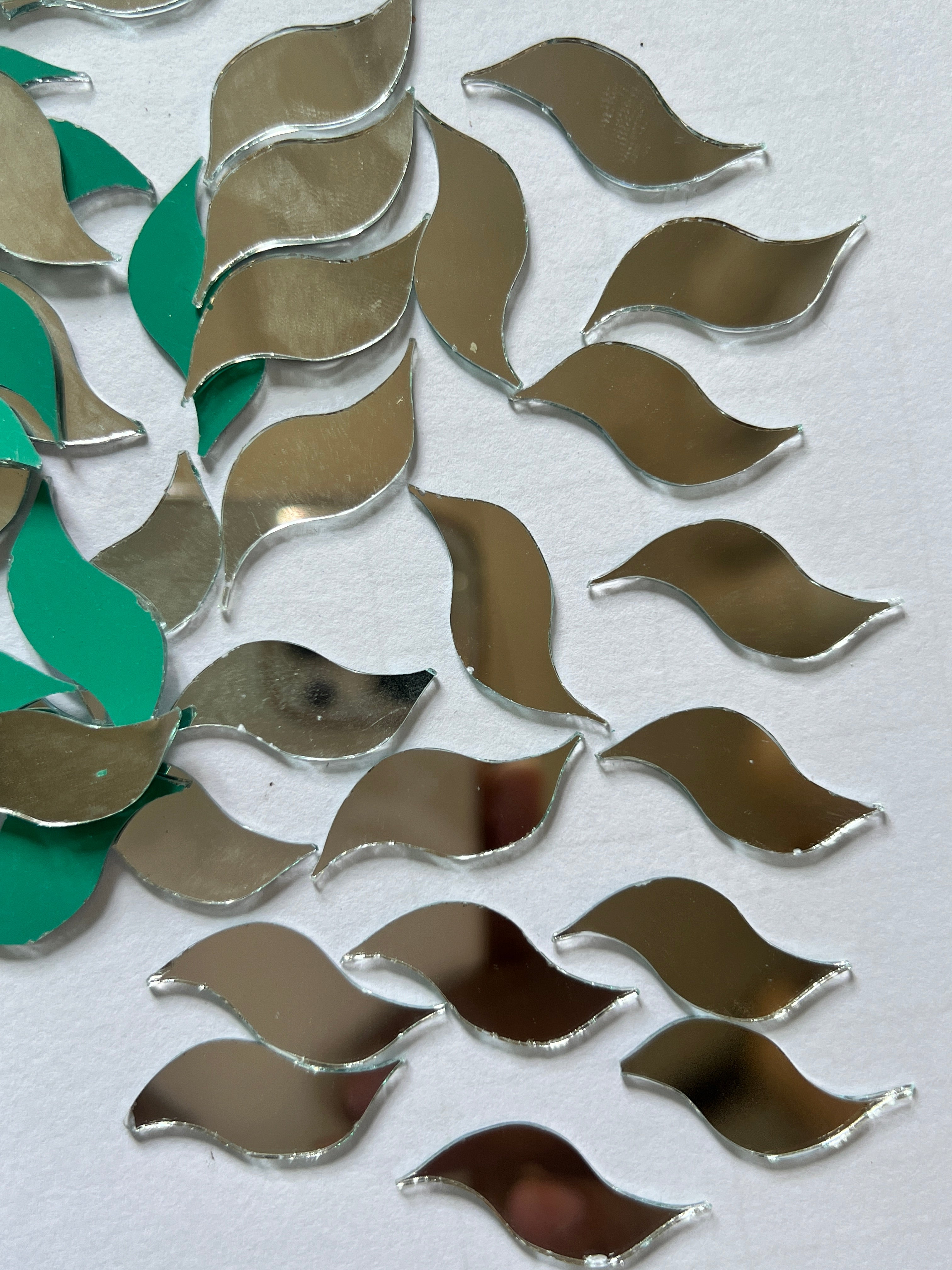 Fancy shape mirror-SS-left