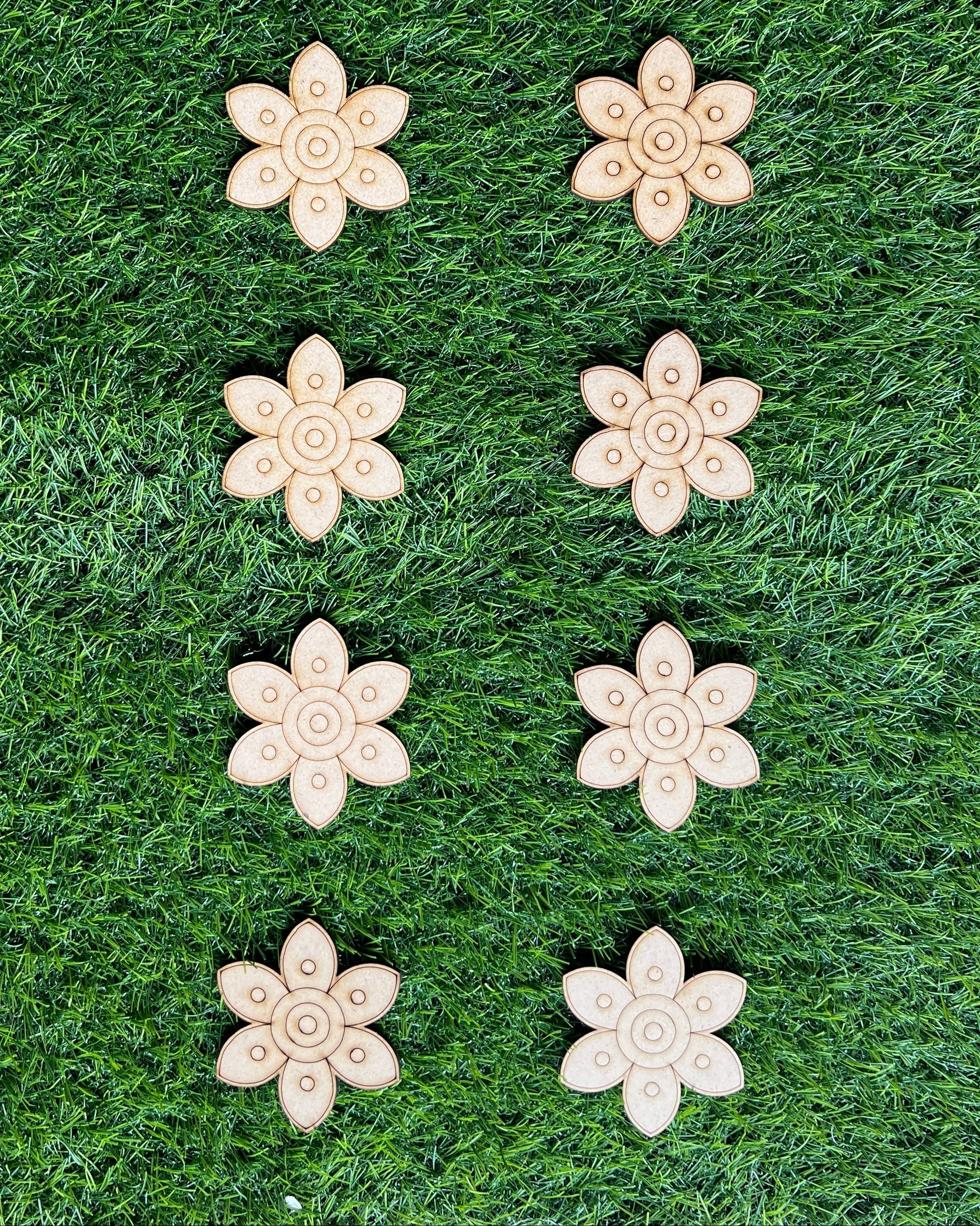 MDF Premarked flower cutout-45