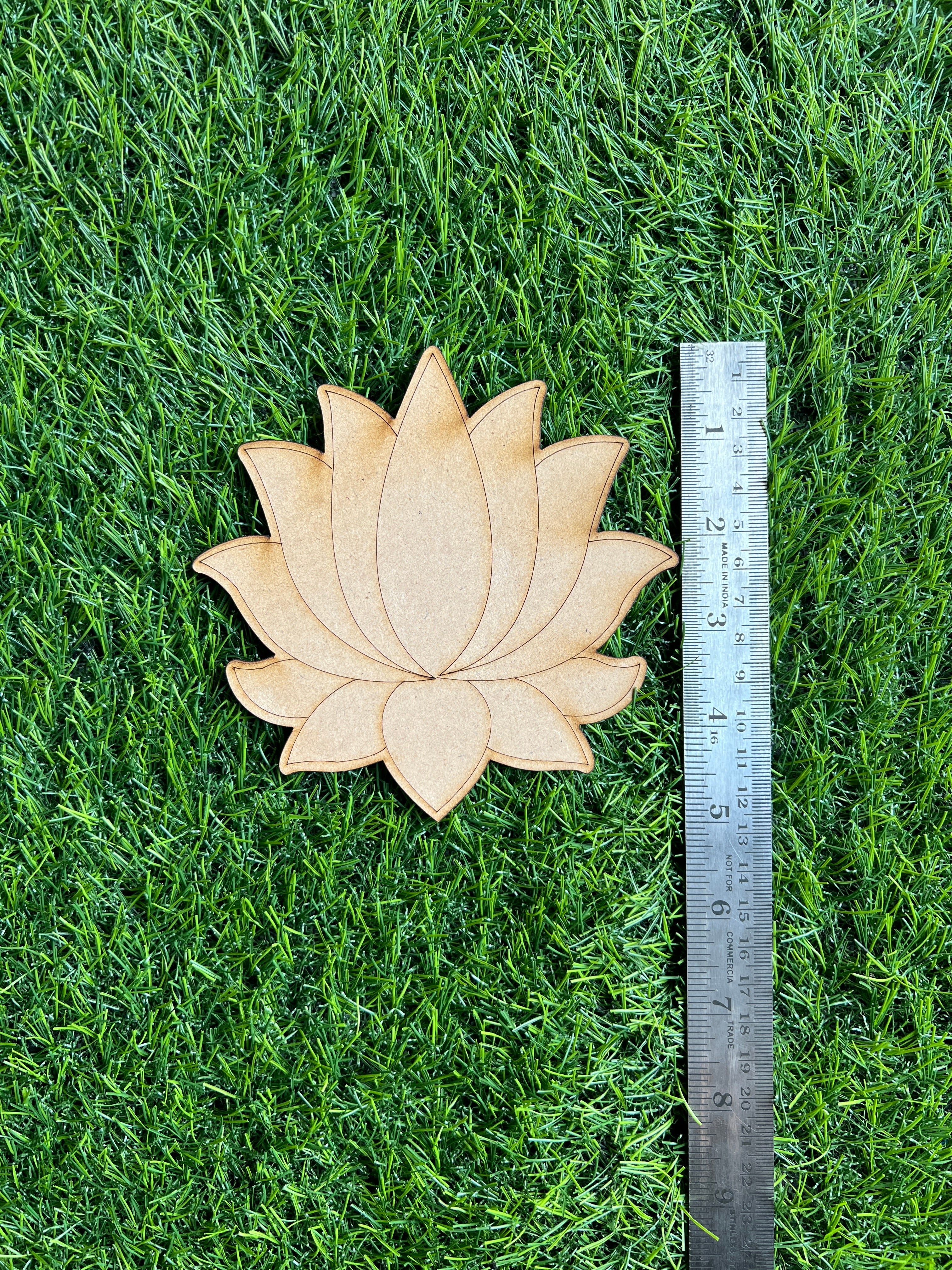 Mdf Premarked lotus cutout 12 inch-65