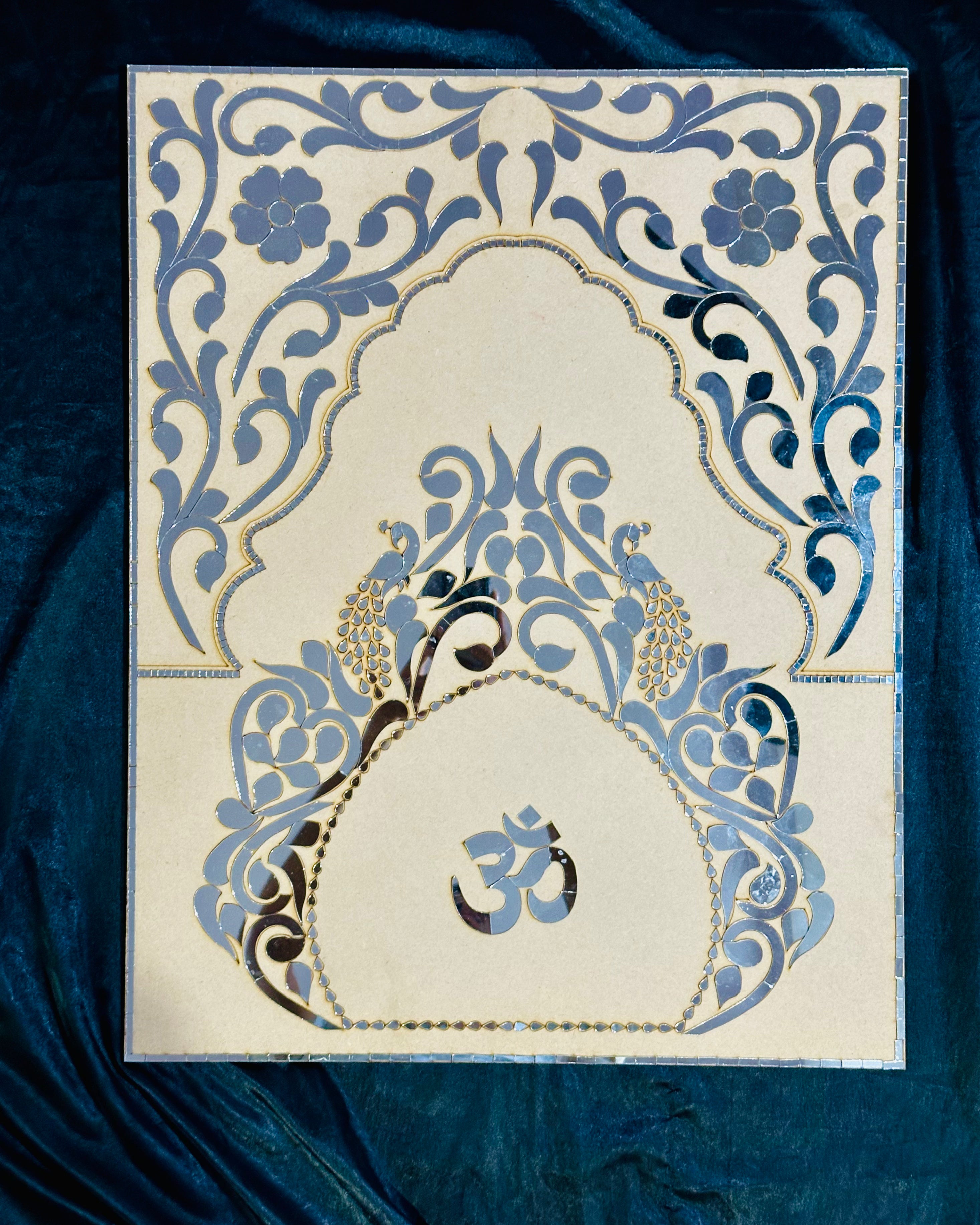 Wall Decor cutout (with mirrors)-546