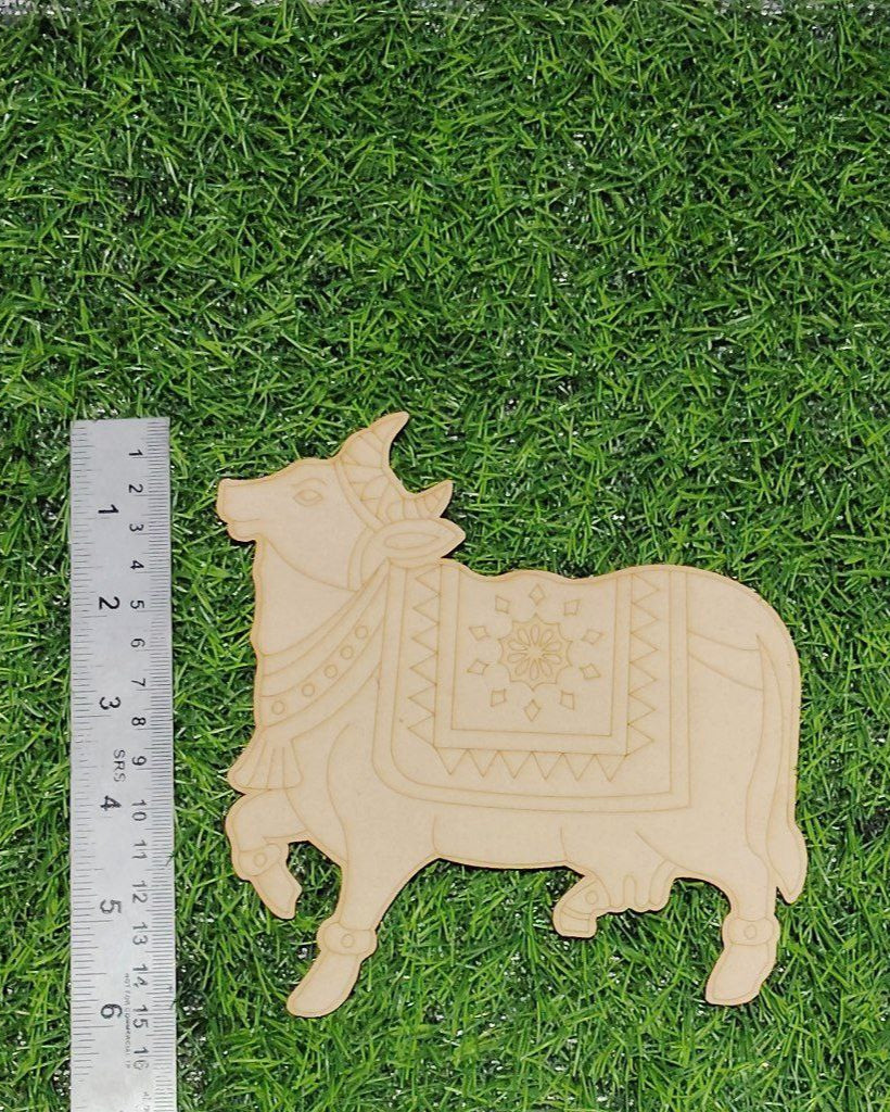 MDF Premarked Cow cutout-77