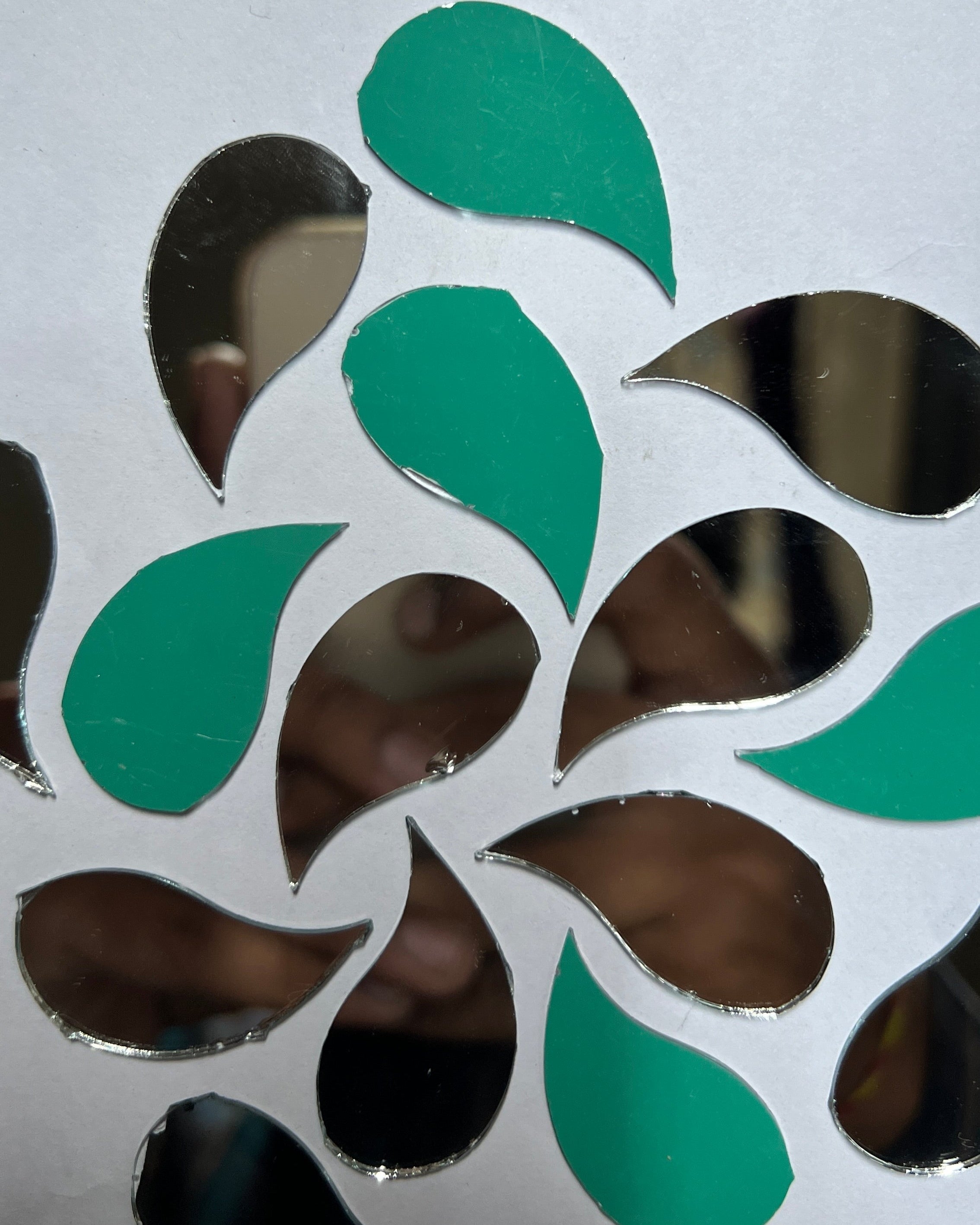 Fancy shape  mirror-m-left